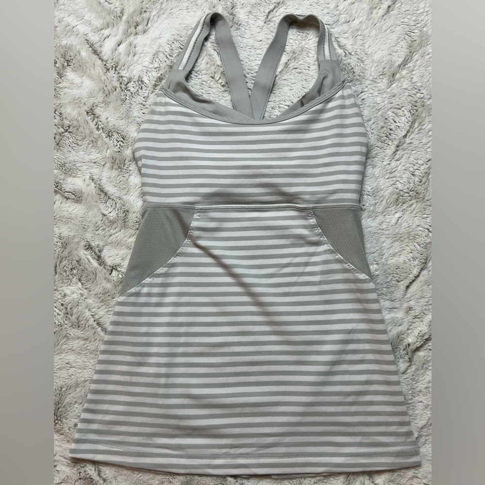 Lululemon Womens size 4 Cross My Heart Gray Striped Tank